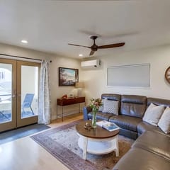 Sunny Mission Beach house, steps to Ocean & Bay!