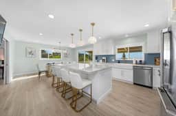 Family Hilltop Home w/ Views - Image 2