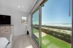 Family Ocean Front 3BR with Parking - Image 5
