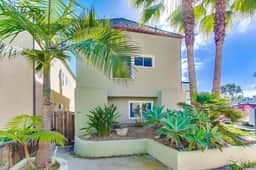 Sunny Mission Beach house, steps to Ocean & Bay! - Image 3