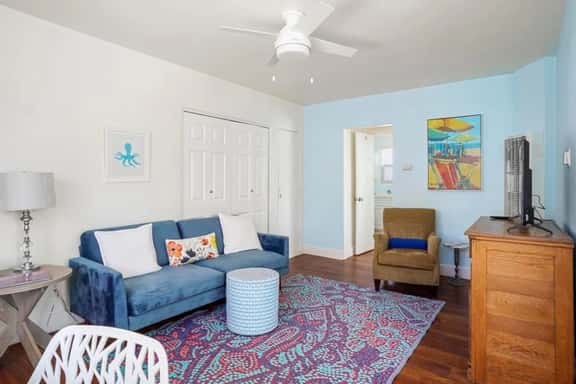 Ben's Beach Bungalow 5, cheery Mission Beach 1BR! - Image 1