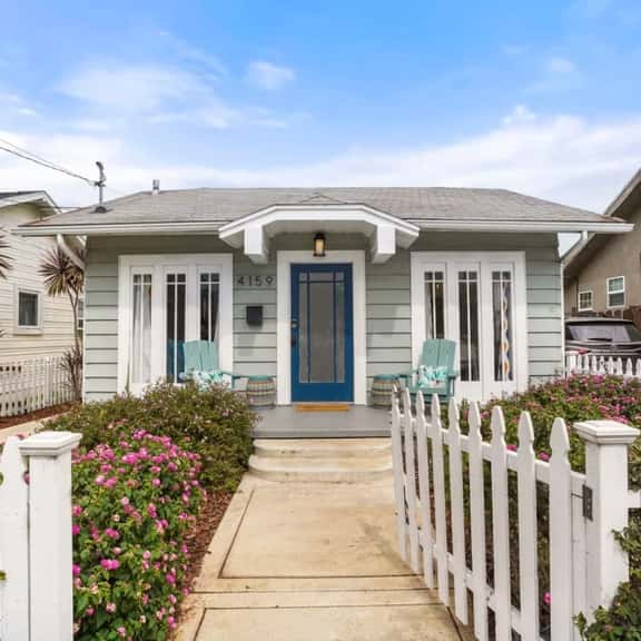 Bright and Quirky Hillcrest Craftsman - Image 1