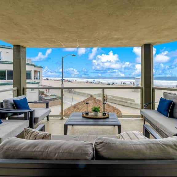 Pacific at your fingertips, best oceanfront views! - Image 1