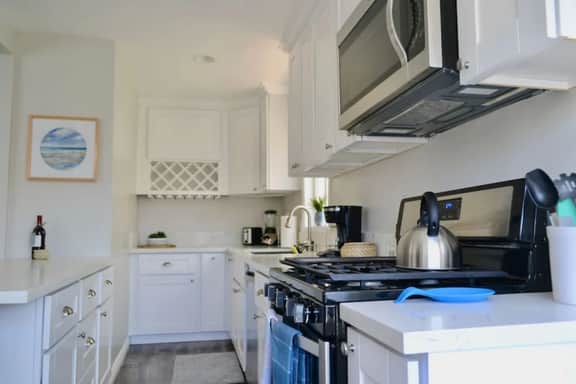 Lovely Mission Beach Retreat - Image 4